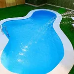 Chania Oasis With Heated Pool 하니아
