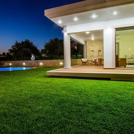 Σπίτι διακοπών Chania Oasis With Heated Pool