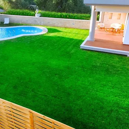 Vakantiehuis Chania Oasis With Heated Pool *